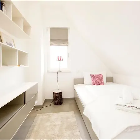 Apartment Roter Milan